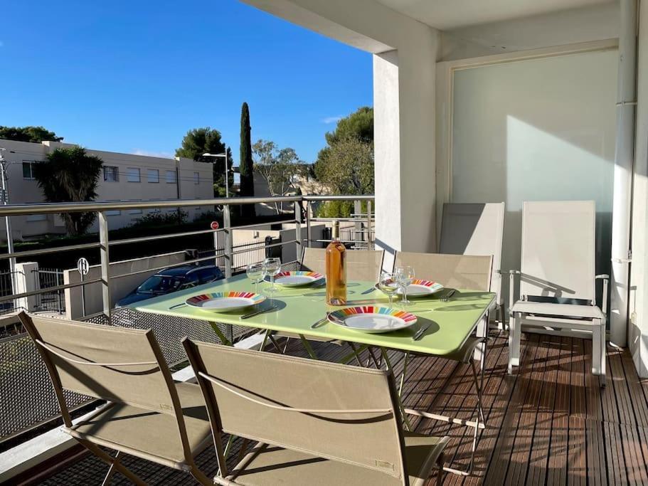 17 - Appartement Neuf, Parking Terrasse Et Jolie Vue Бандоль Екстер'єр фото